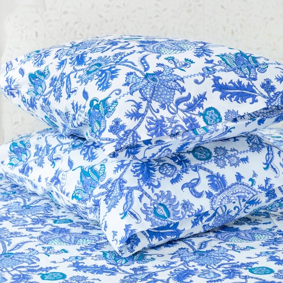 Roller Rabbit Amanda Sheet Set - Picture 2 of 2